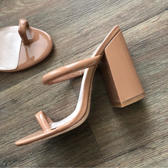 CLOSEOUT \RAYE\• Brindis Block Heel Sandals - Picture 7 of 14